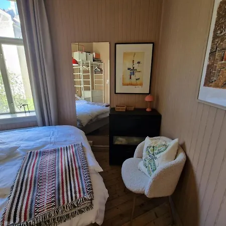 아파트 Spacious Art Nouveau With Free Parking *